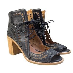 Jeffrey Campbell Cordillo Sandal/Booties EUC $189 Size 9   S3534